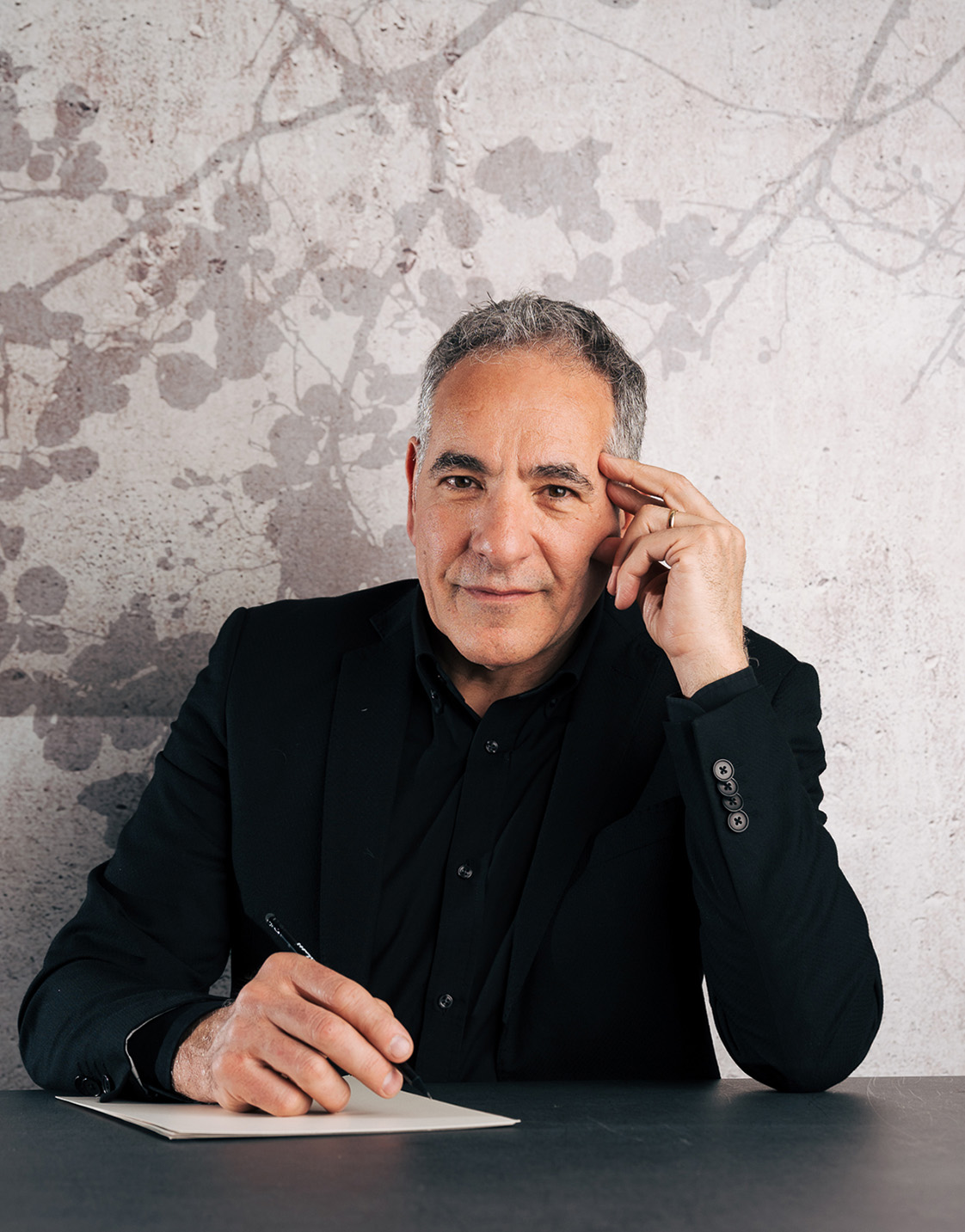 Maurizio Mattion, scrittore e ristoratore